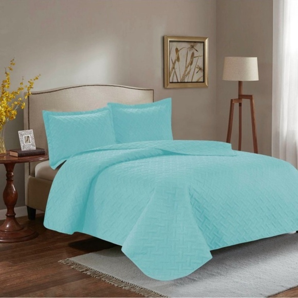 3PC Quilt Bedspread Set Oversized King Limpet Shell